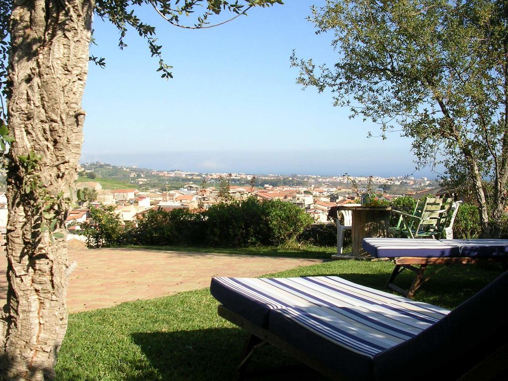 Casa Vacanza Cicirello Giardini Naxos Quarto foto