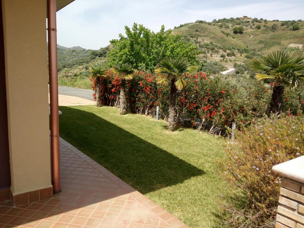 Casa Vacanza Cicirello Giardini Naxos Exterior foto