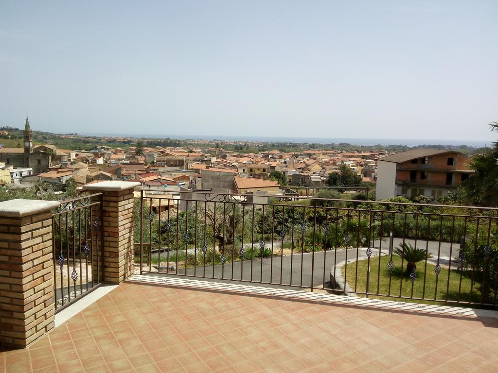 Casa Vacanza Cicirello Giardini Naxos Exterior foto